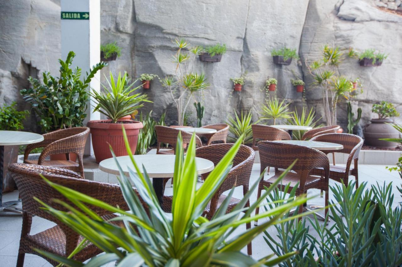 Grupotel Revoli Aparthotel 4*
