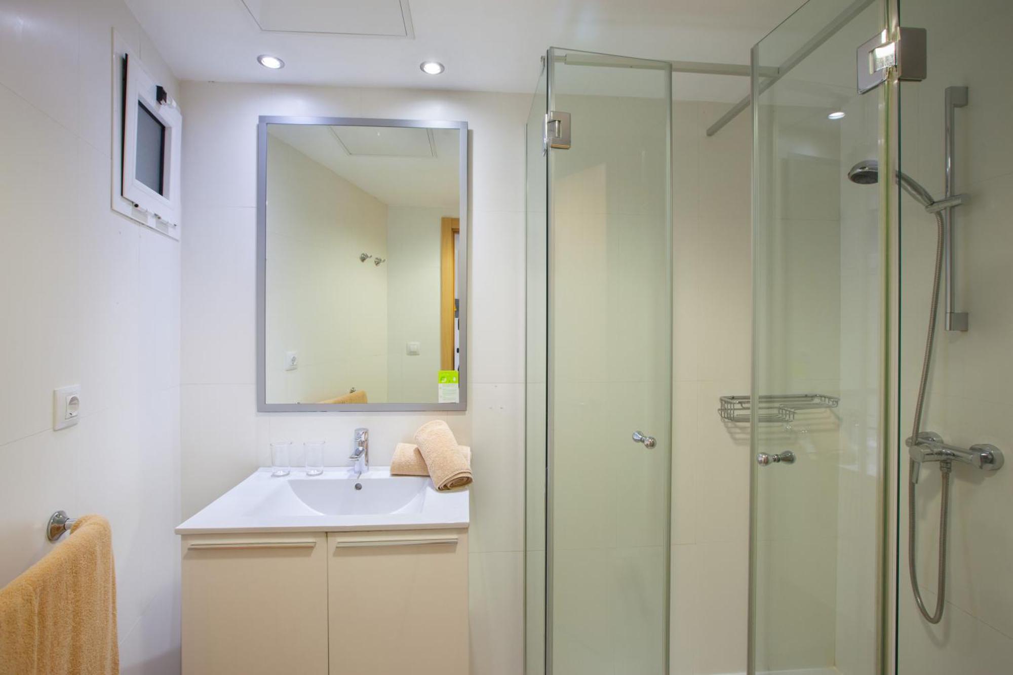 Grupotel Revoli Aparthotel 4*