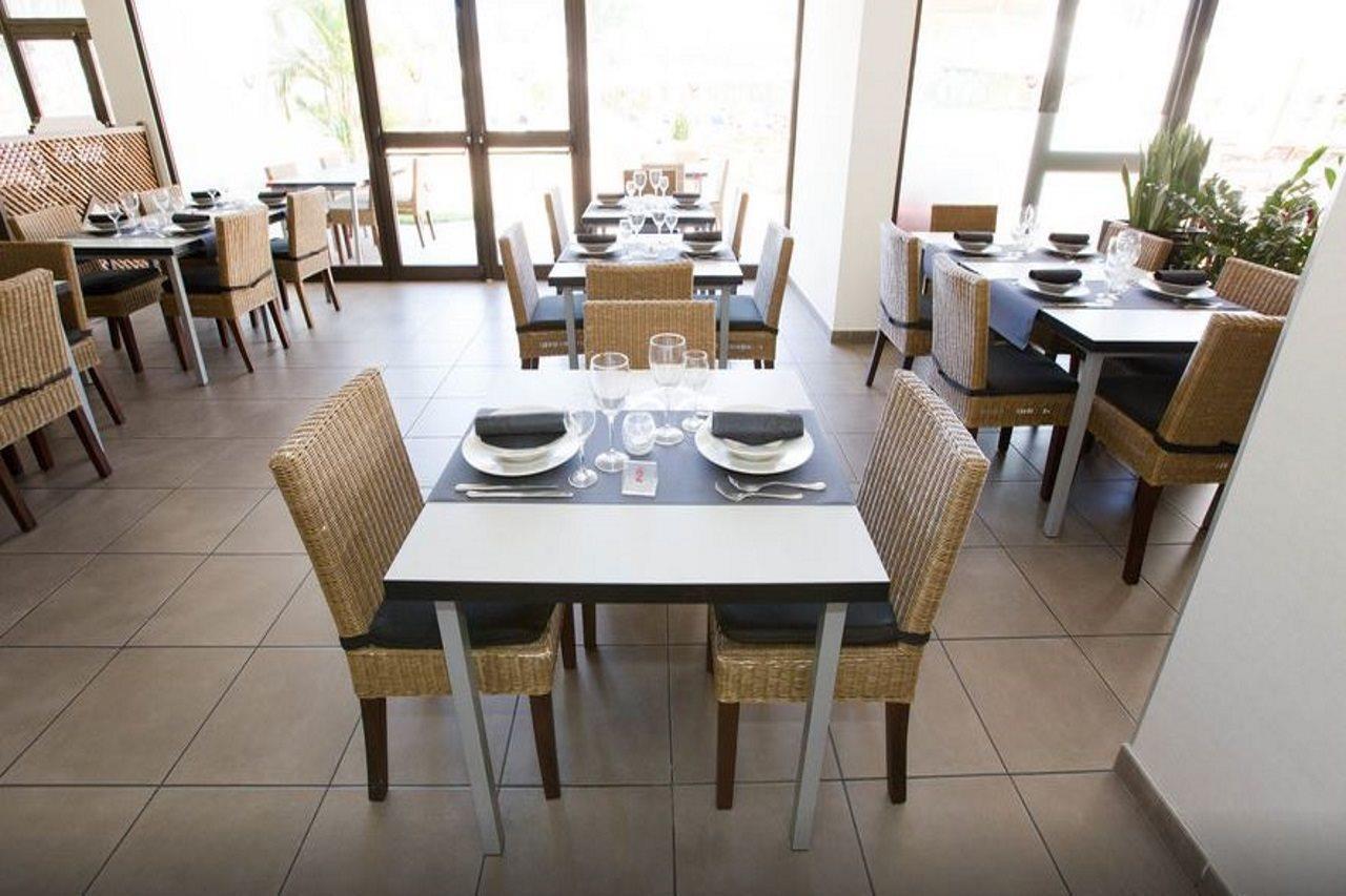 Grupotel Revoli Aparthotel 4*